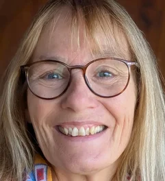 Tina Kuhrt