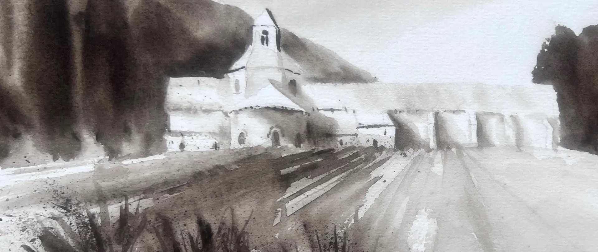Aquarellmalerei einer Landschaft mit Kirche, Bäumen und Bergen, die Licht- und Schatteneffekte sowie Tonwerte kreativ darstellt