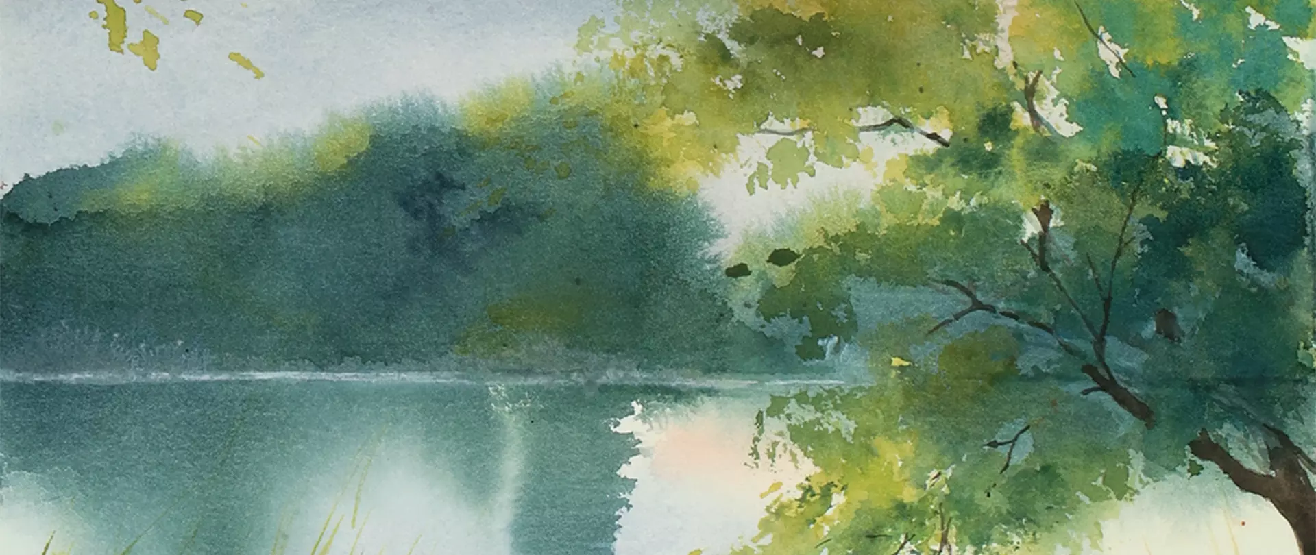 Aquarellmalerei eines ruhigen Gewässers in Hamburg mit grünen Bäumen und weichen Farbverläufen für sommerliche Stimmung und verschiedene Techniken