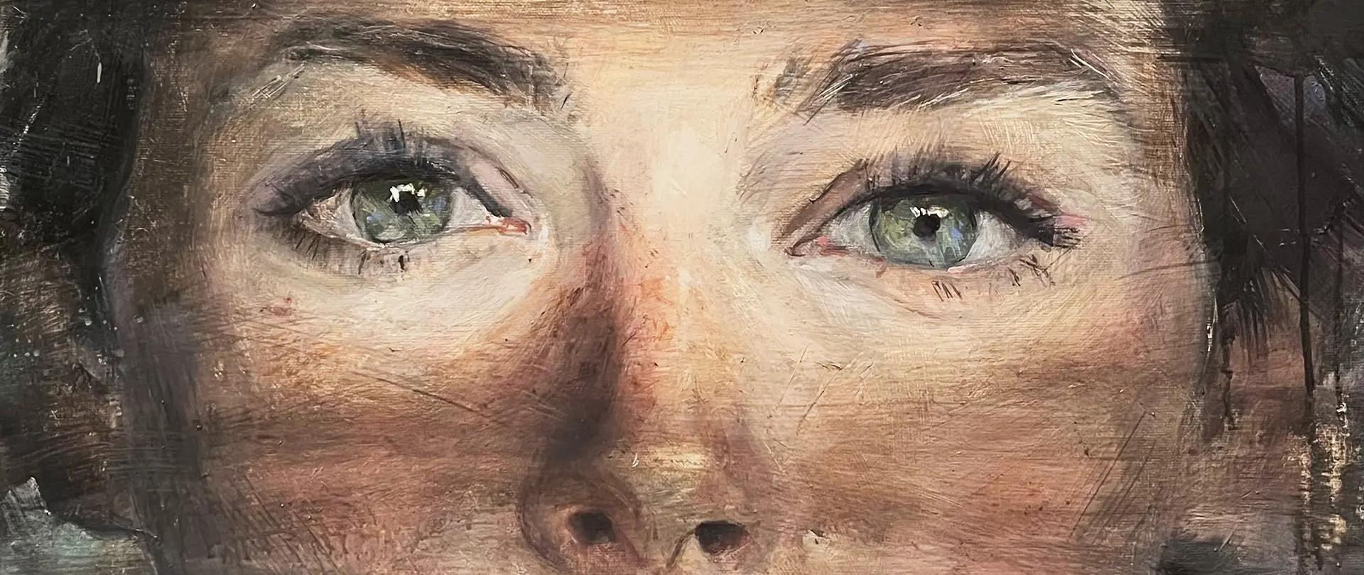 Nahaufnahme eines expressiven, halb-abstract gemalten Gesichts mit betonten Augen und Hautstruktur, das klassische Porträtmalerei und künstlerische Abstraktion vereint