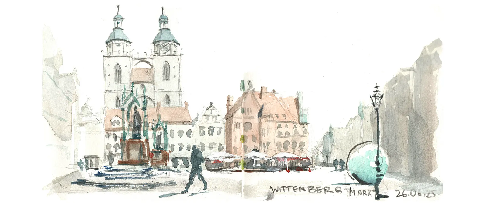 Wasserfarben-Skizze von Wittenberger Marktplatz mit historischer Kirche, Brunnen, Gebäuden und Passanten in urbaner Szene