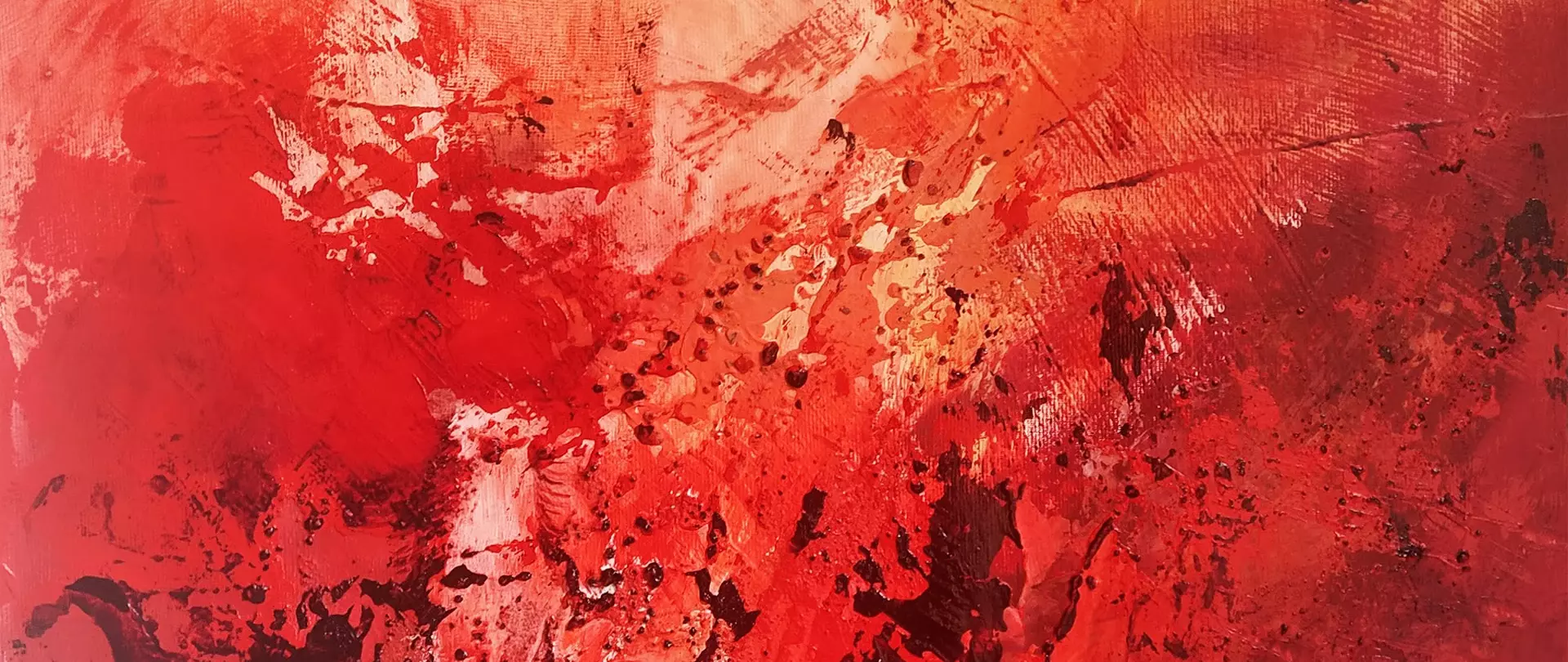 Abstraktes Acrylgemälde mit intensiven Rot- und Orangetönen, unregelmäßigen Strukturen und Farbspritzern, Titel 'Vulcano' erstellt von artistravel Dozentin Helga Budde Engelke