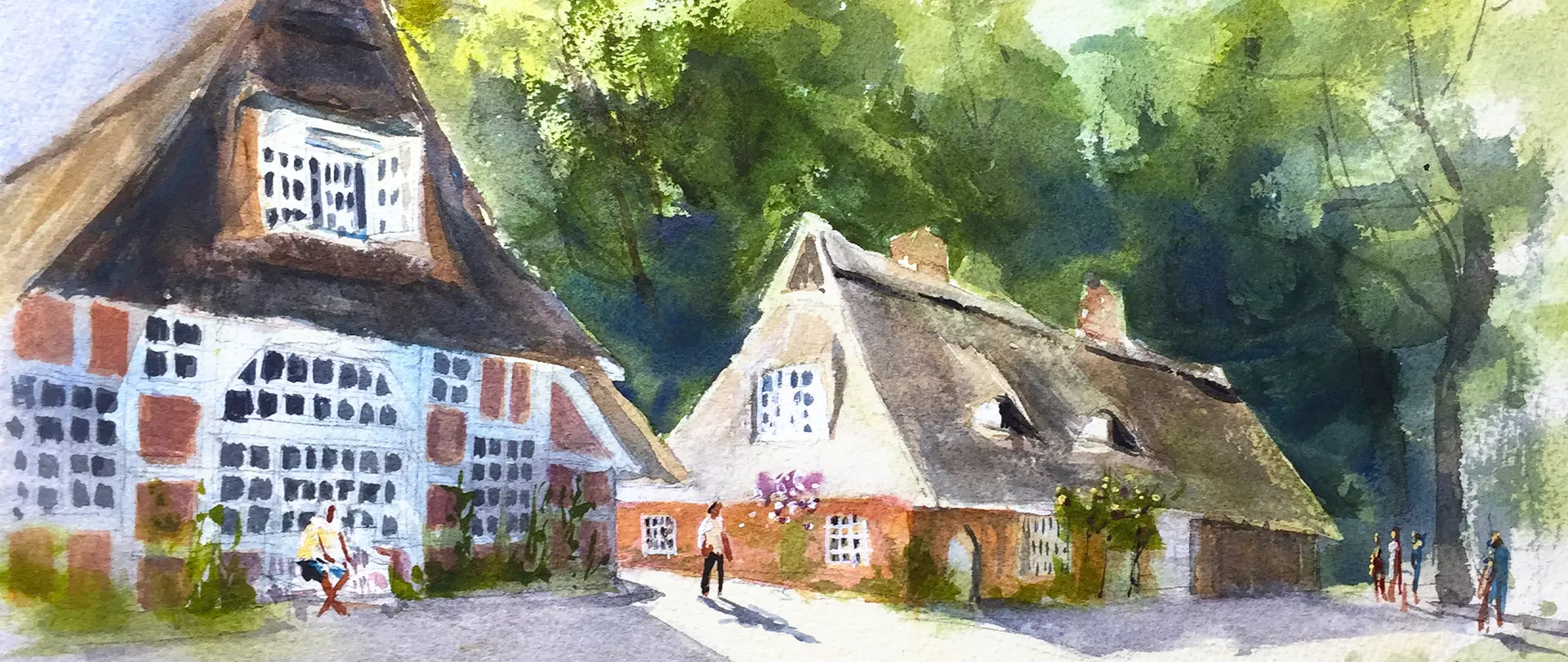 Aquarell von zwei reetgedeckte Häuser in Worpswede, umgeben von Bäumen und Menschen auf dem Hof erstellt von artistravel Dozentin Ulrike Walther