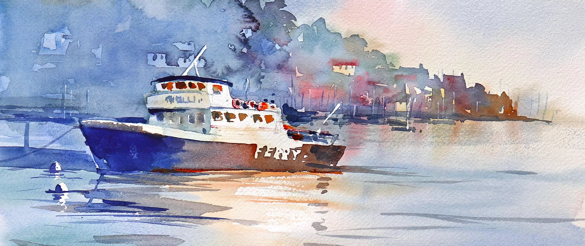 Aquarell eines Fährschiffs mit der Aufschrift 'FERRY' vor einer nebligen Küstenstadt, gemalt von artistravel Dozentin Anita Ulrich
