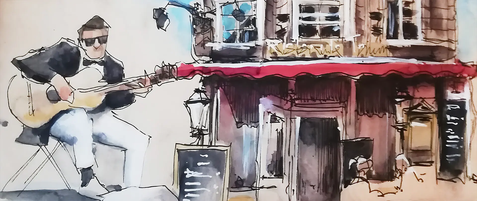 Urban Sketcher spielt Gitarre vor venezianischem Gebäude, Skizzenkurs vermittelt persönliche Reisetagebuchgestaltung in Venedig