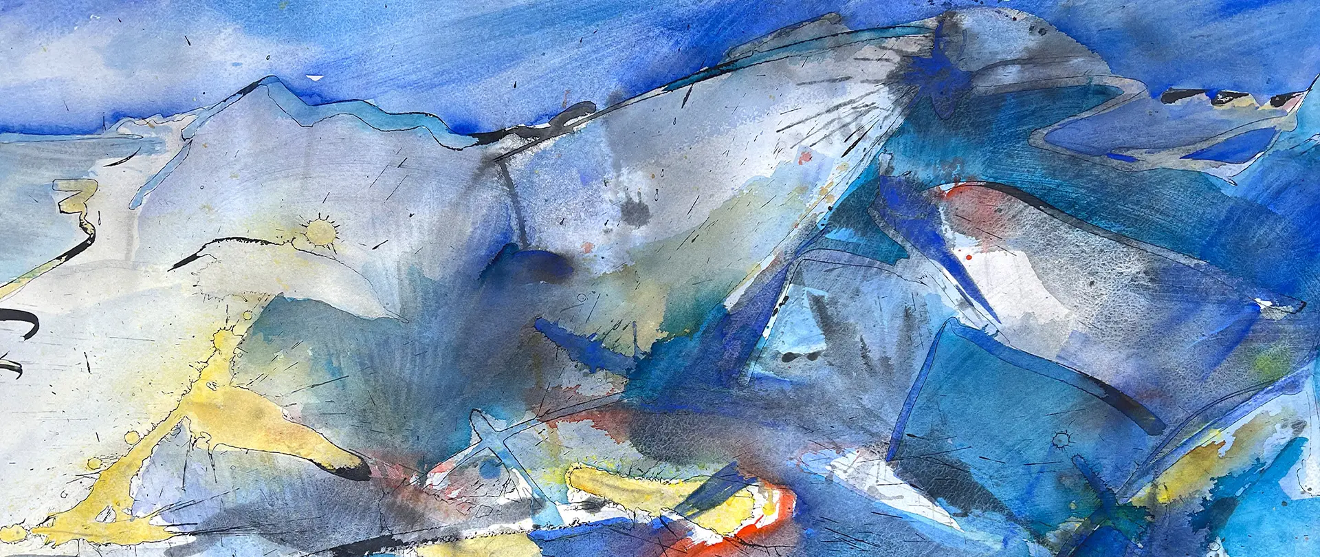 Abstrakte Aquarellmalerei in Blau- und Grautönen mit fließenden Formen, die Meer und Natur in freier Interpretation verbinden