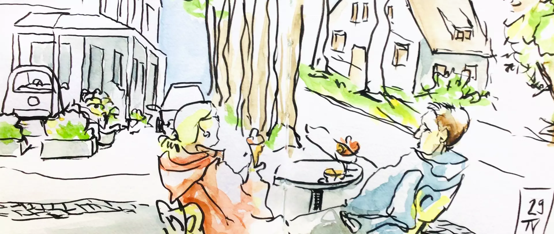 Zwei Personen skizzieren und malen entspannt in urbaner Umgebung an einem Straßencafé mit Bäumen und Häusern