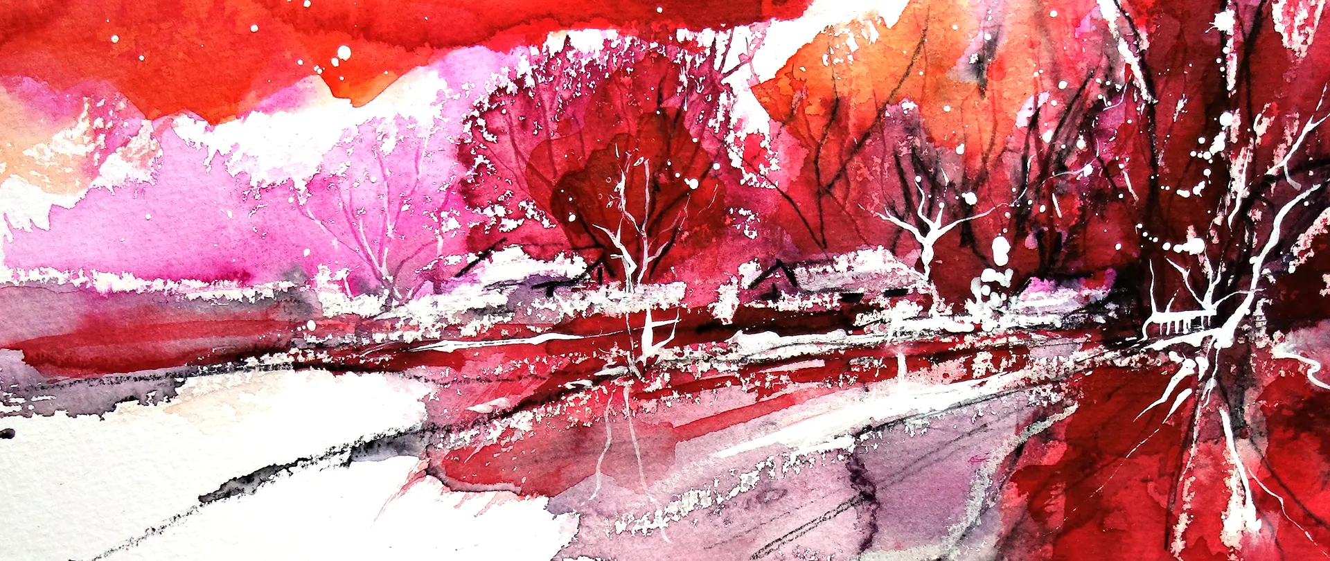 Abstrakte Aquarelllandschaft in verschiedenen Rottönen mit verzerrten Bäumen und Flächen, die die kreative Wirkung der Farbe Rot hervorheben