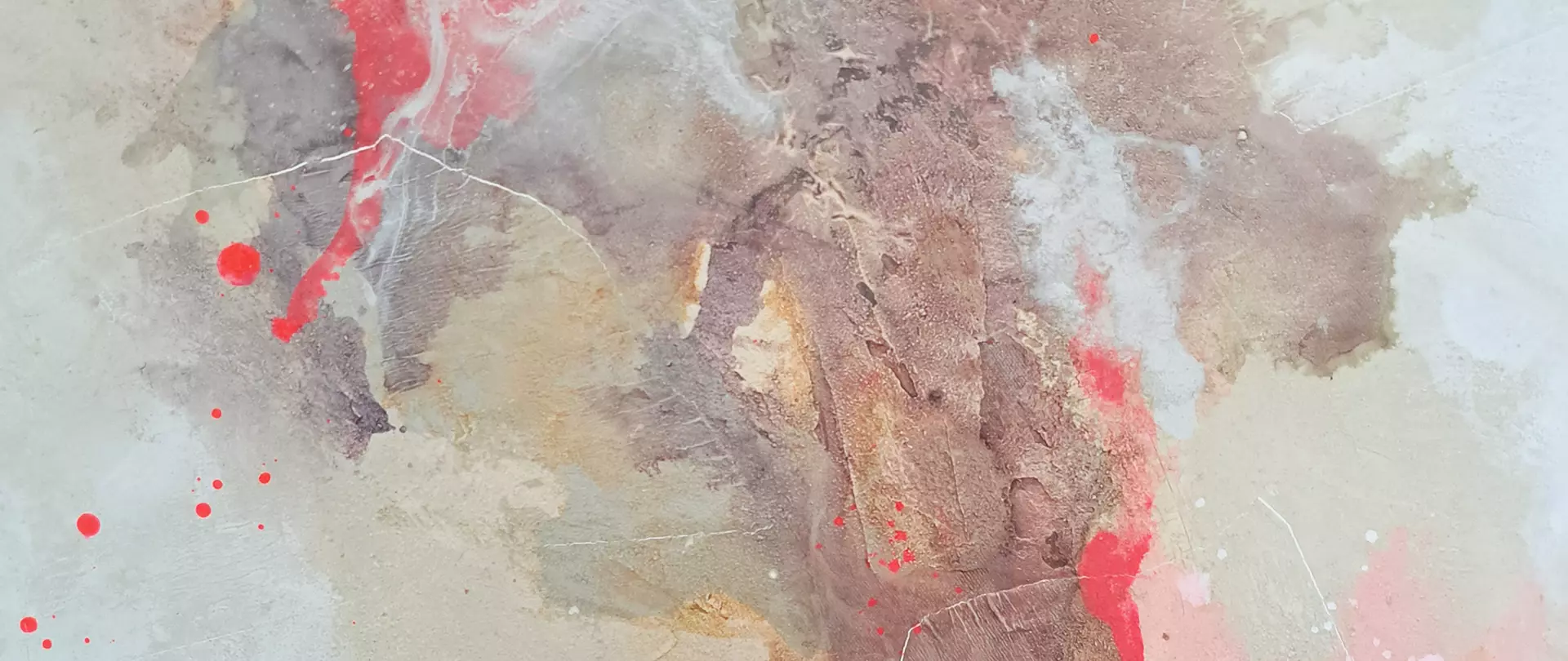 Abstraktes Werk in zarten und fließenden Farbstrukturen.