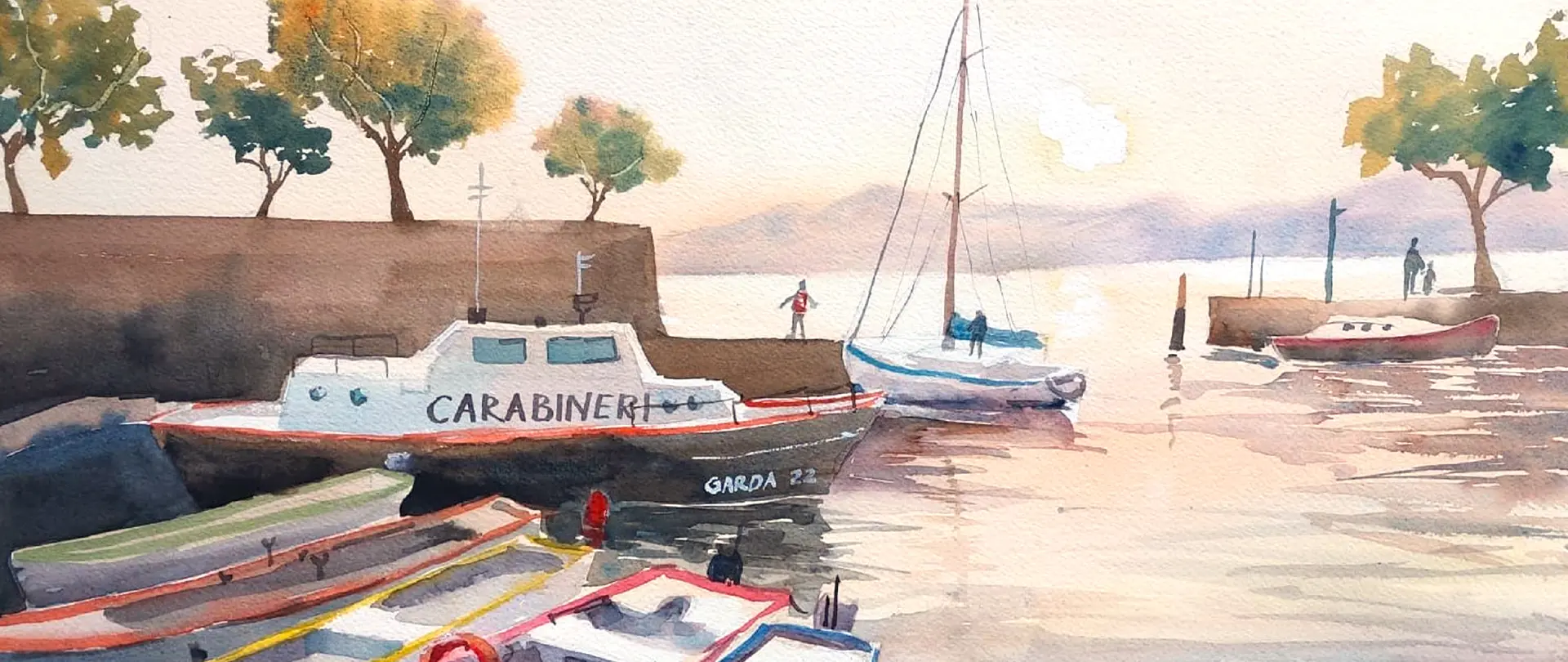 Farbige Aquarellmalerei eines Hafens mit Booten, Bäumen und sanftem Wasser, die den leichten Einstieg in die Aquarellmalerei vermittelt