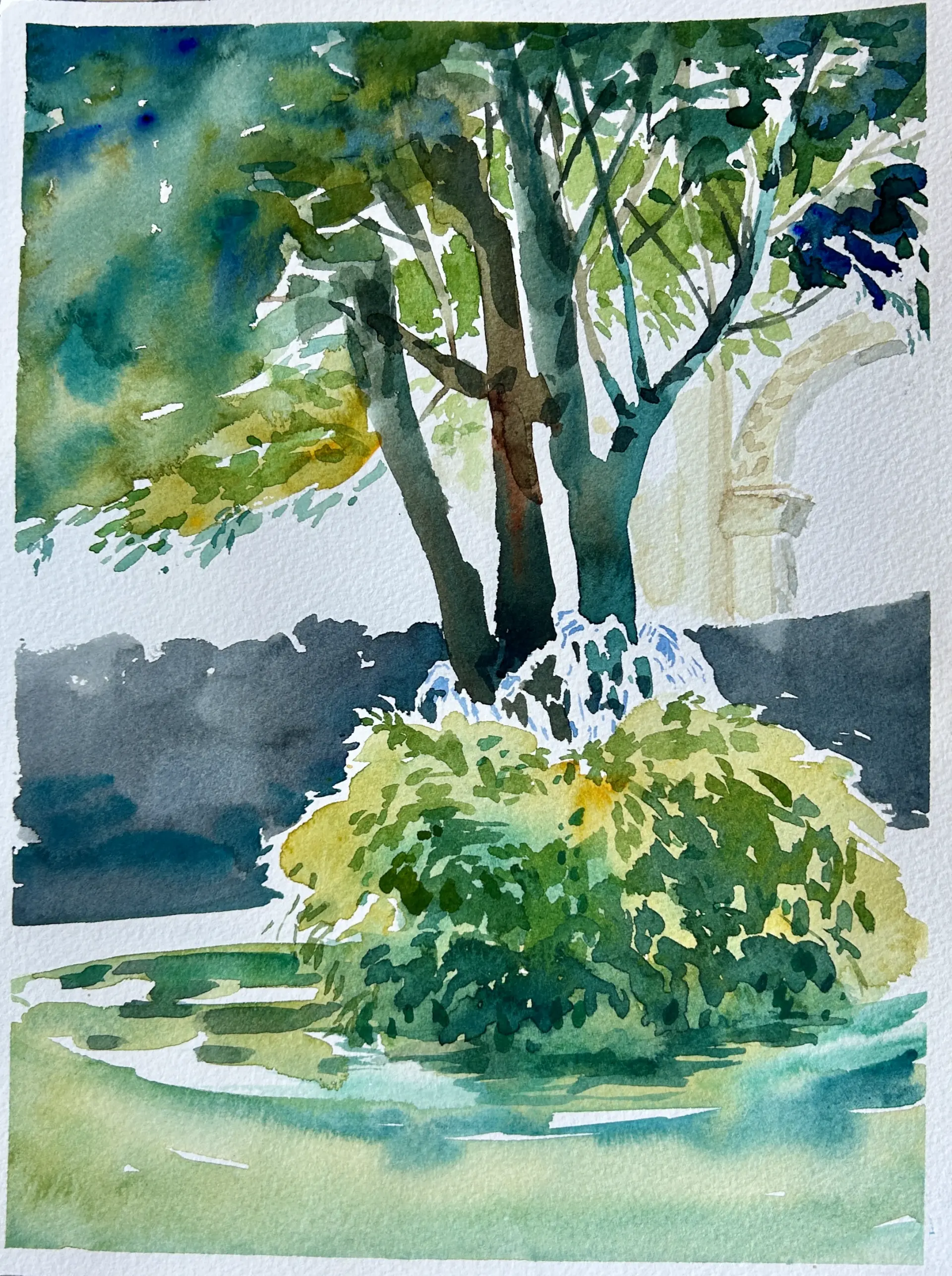 IMG 0087 Wasserfarb-Aquarell von Dobroslawa Robinski zeigt eine grüne Baumgruppe mit Brunnen im Vordergrund, eingefangen mit harmonischem Licht- und Farbenspiel