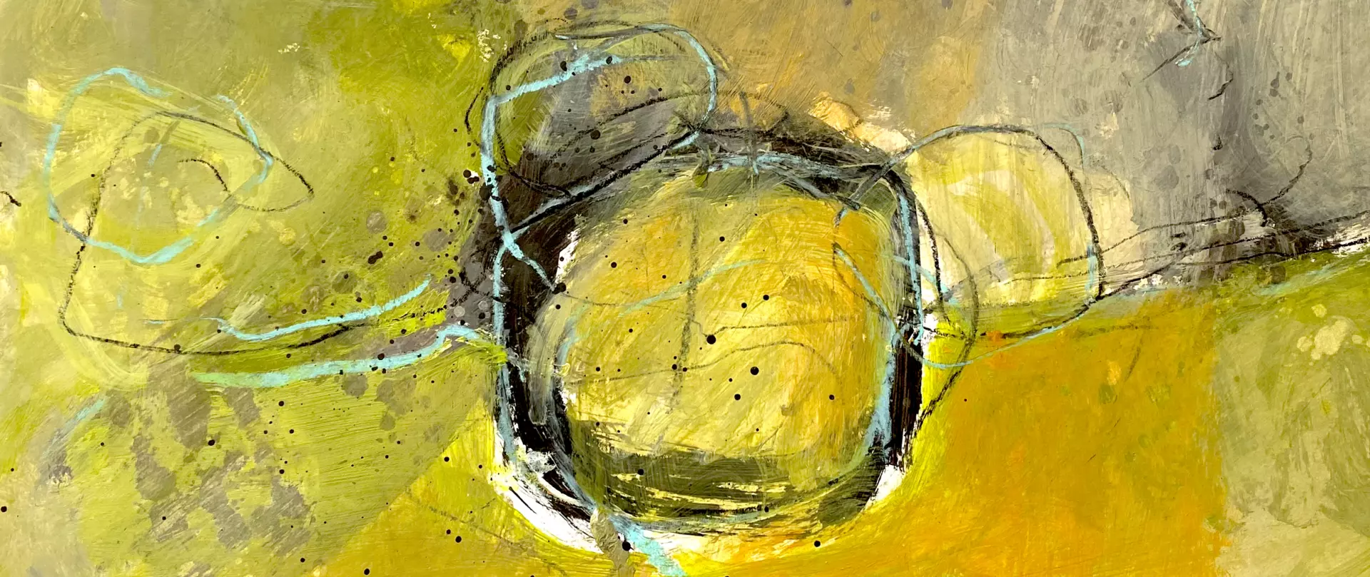 Expressive abstrakte Malerei in Gelb, Schwarz und Türkis, Acryl und Mischtechnik mit linearen Strukturen – Brigitte Weber, artistravel-Dozentin