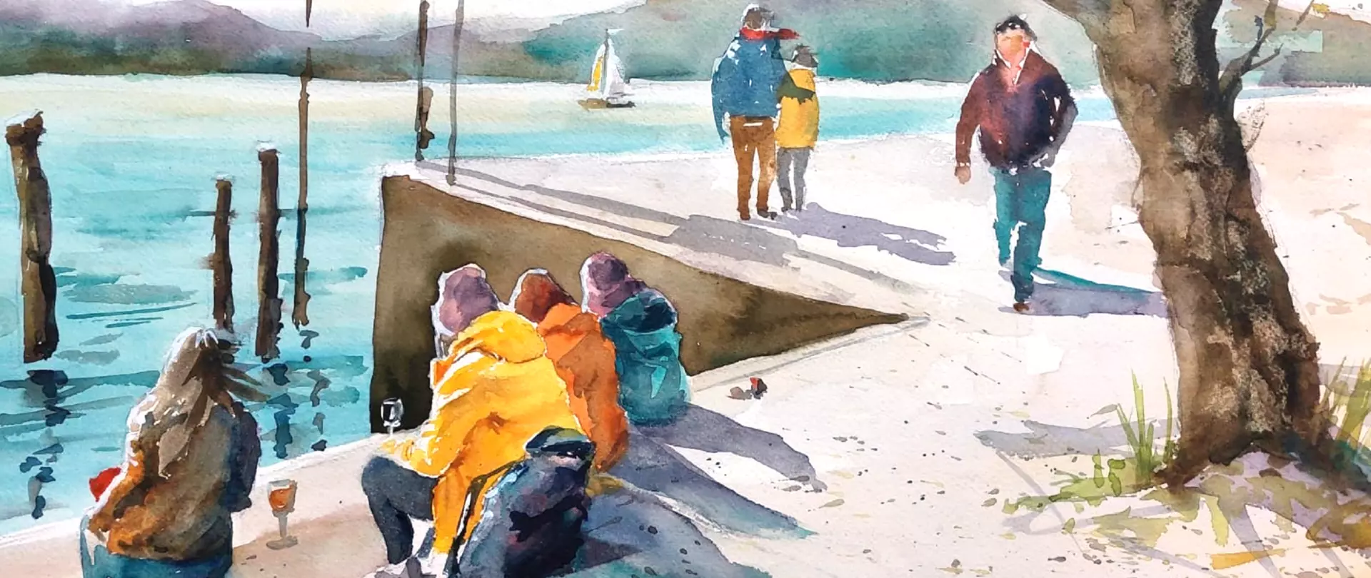 Figürliche Darstellung eines Hafens mit Menschen auf einer Promenade, lebendige Alltagsszene mit Wind und Bewegung – von artistravel Dozentin Kerstin Heidrich