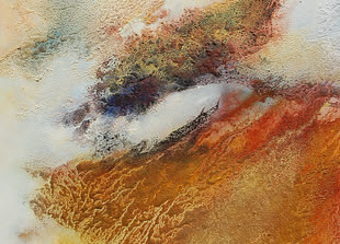 Ein in hauptsächlich warmen Tönen gehaltenes Werk im abstrakten Stil von Christina Jehne.