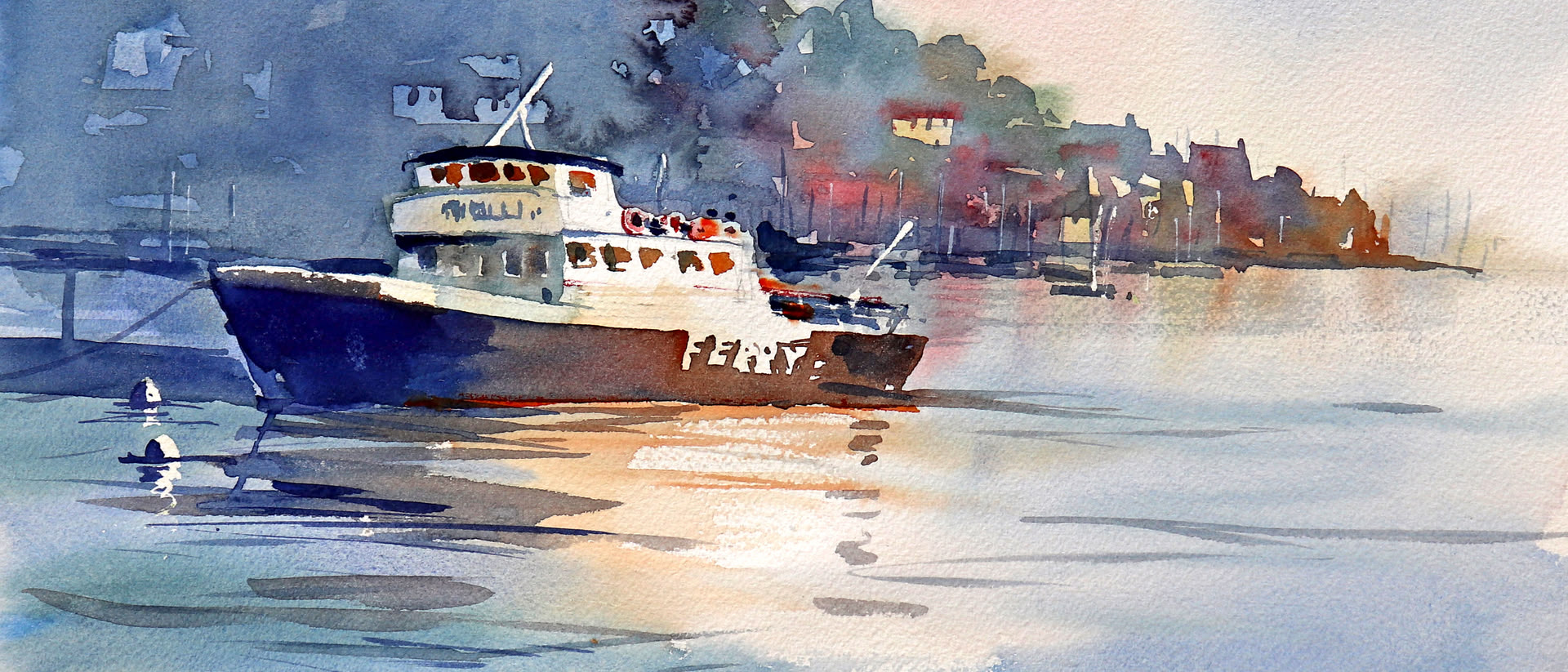 Blaues Fährschiff liegt idyllisch in einem Hafen von Anita Ulrich