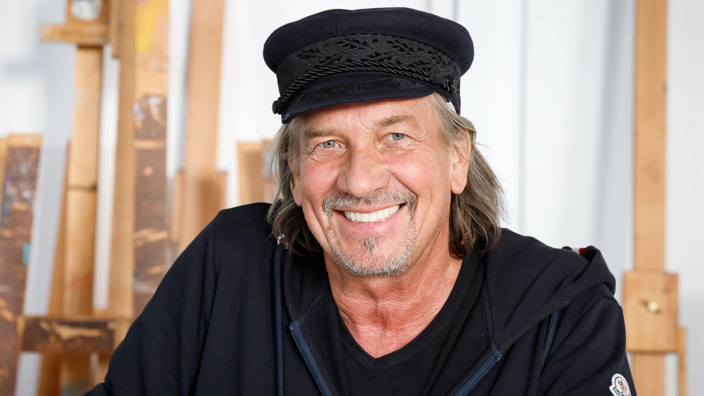 Locker malen mit Gerd Ruhland | artistravel Lernvideo