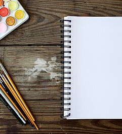Auch beim Watercoloring spielen die richtige Aquarellfarbe und passendes Papier eine wichtige Rolle. Foto: Pixabay